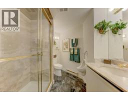 265 WESTCOURT Place UnitNo. PH9 - 41