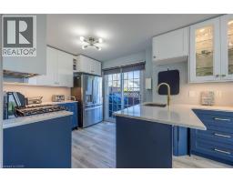 14 NEW LAKESHORE Road UnitNo. 17 - 11