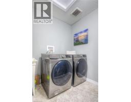 741 HOLLINGER Avenue - 24