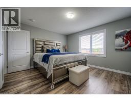 741 HOLLINGER Avenue - 27
