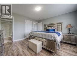 741 HOLLINGER Avenue - 28