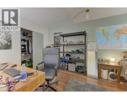 8 MARSHALL Street - 11