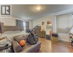 8 MARSHALL Street - 12
