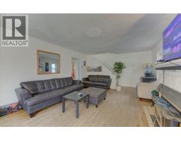 8 MARSHALL Street - 8