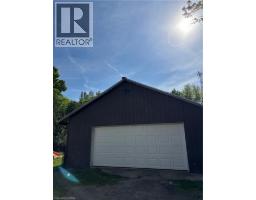 151 LYNDEN Road - 19