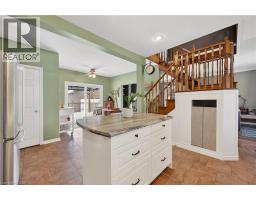 151 LYNDEN Road - 5