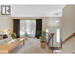 224 ERINDALE Crescent - 10