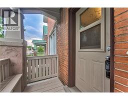156 GLASGOW Street - 4