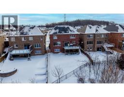 268 EVENS POND Crescent - 40