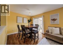 124 PROSPERITY Drive - 13