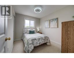 124 PROSPERITY Drive - 22