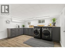 261 UNION Boulevard - 38