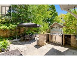 261 UNION Boulevard - 44
