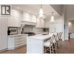 2201 ROCHESTER Circle - 9