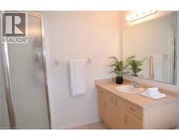 28 LEMON GRASS Street - 28