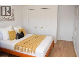 28 LEMON GRASS Street - 32