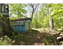 938 COURTLAND Drive - 41