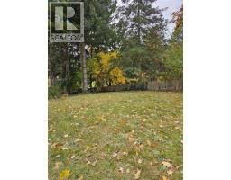 1154 QUEENS Boulevard - 5