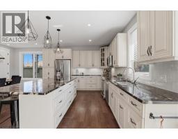 1438 MANNHEIM Road - 11