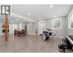 1438 MANNHEIM Road - 33