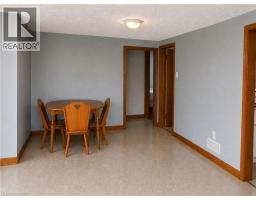 15 BARRETT Avenue - 14