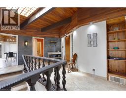 565 FOUNTAIN Street S - 18