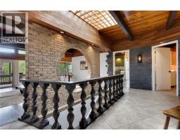 565 FOUNTAIN Street S - 6