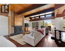565 FOUNTAIN Street S - 8