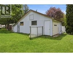 6 STEWART Drive - 32
