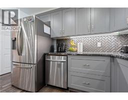 4 BRANT Street - 10
