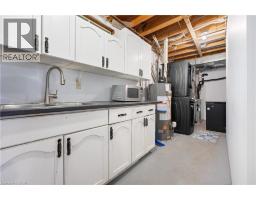 4 BRANT Street - 19