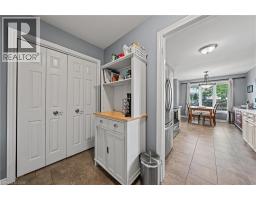 1052 VANSICKLE Road N - 19