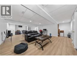 1052 VANSICKLE Road N - 30