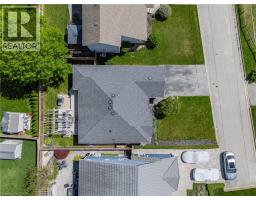 1052 VANSICKLE Road N - 42