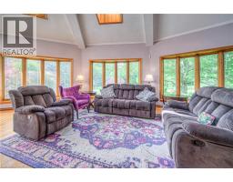 35 ROBINSON Road - 19