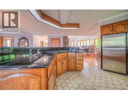 35 ROBINSON Road - 25