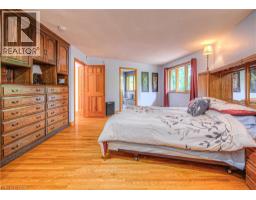 35 ROBINSON Road - 36