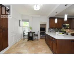 89 LYNDEN Road - 14