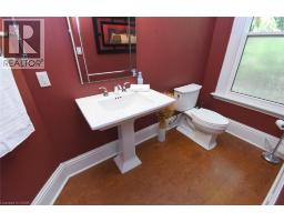 89 LYNDEN Road - 7