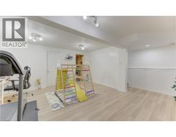 32 ENFIELD Drive - 25