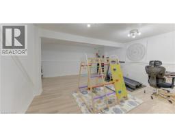 32 ENFIELD Drive - 26