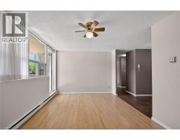 700 DYNES Road UnitNo. 101 - 14
