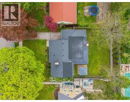 186 FORSYTH Drive - 36