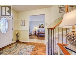 135 ROYAL ORCHARD Drive - 17