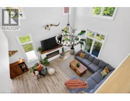 4286 VICTORIA Avenue - 4