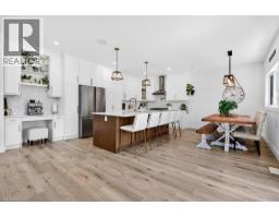 4286 VICTORIA Avenue - 5