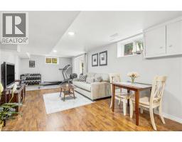 14 LESLIE Drive - 33
