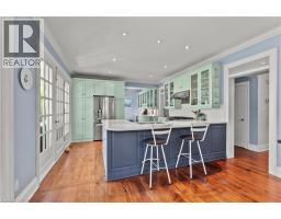 535 CHARLOTTE Street - 23