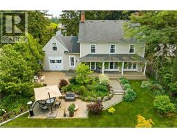 535 CHARLOTTE Street - 3