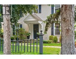 535 CHARLOTTE Street - 44